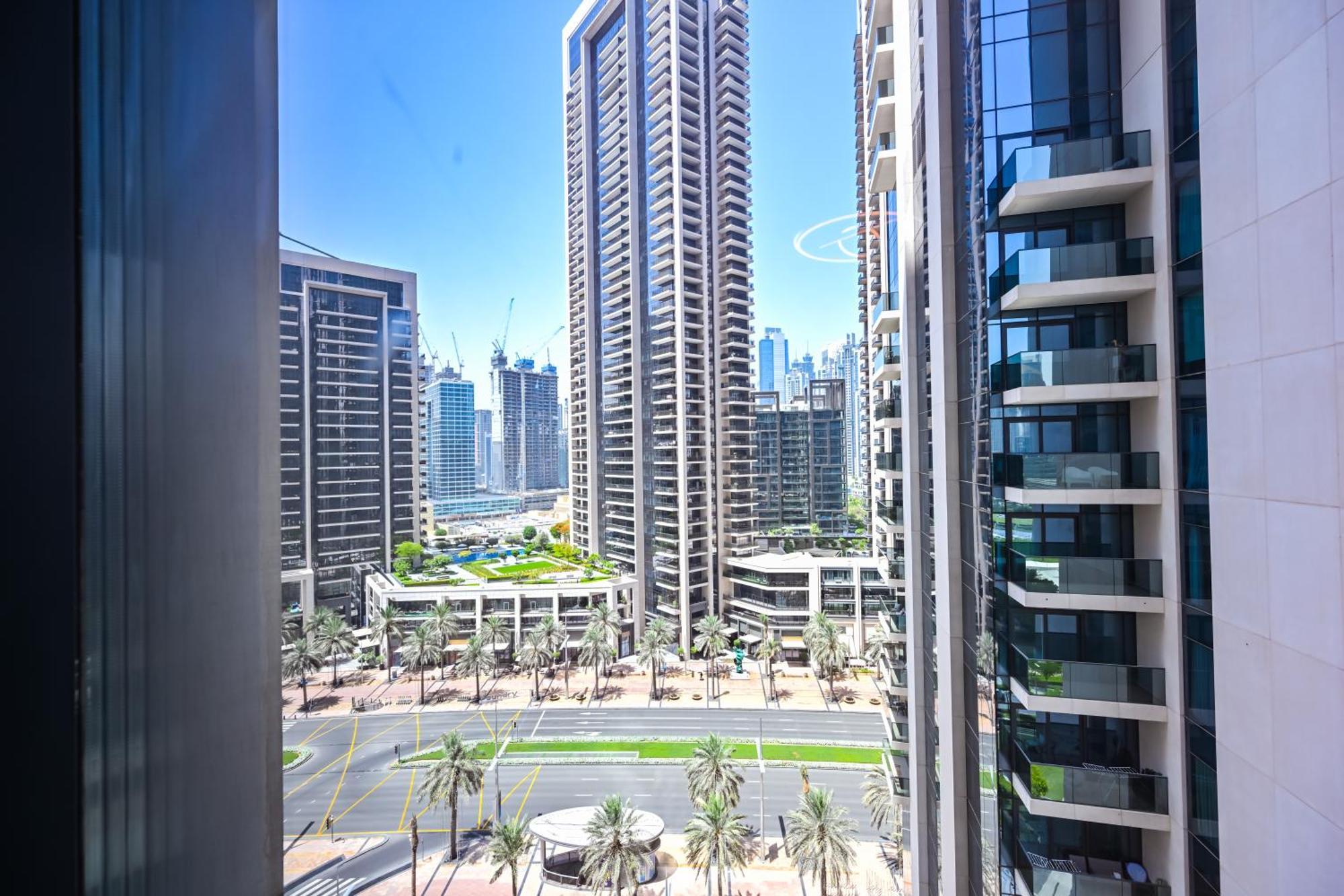 Majestic Act2 1br Dowtown Apartment Dubai